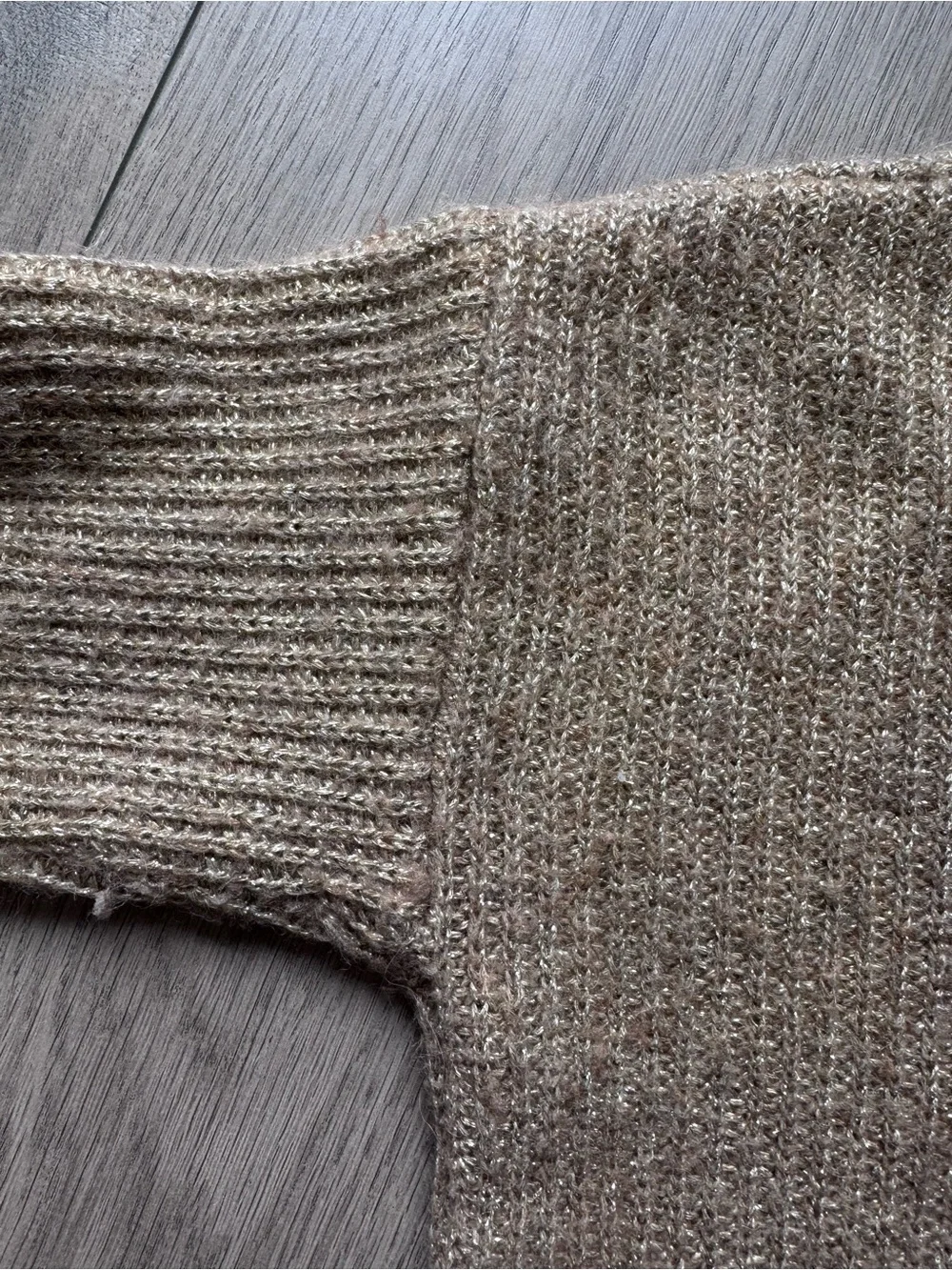 Banana Republic M Gold Wool Alpaca Ribbed Crewneck Sweater Preppy Quiet Luxury